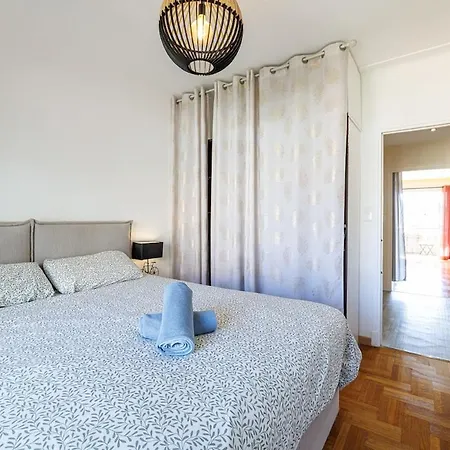 Spacieux T3 Avec Balcon Confort Et Convivialite Niza