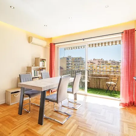Spacieux T3 Avec Balcon Confort Et Convivialite * Nizza